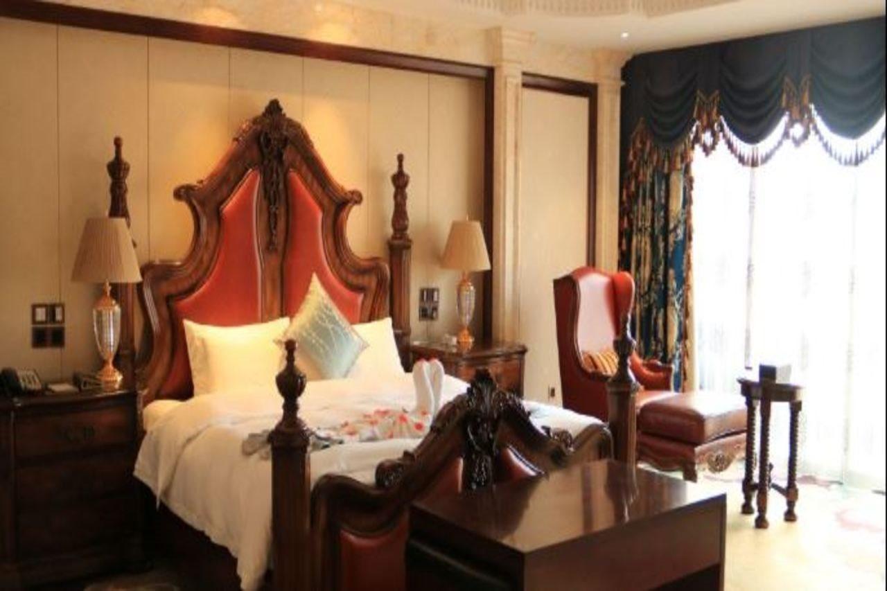 Jinqian Jiahua International Hotel Chishui  ภายนอก รูปภาพ