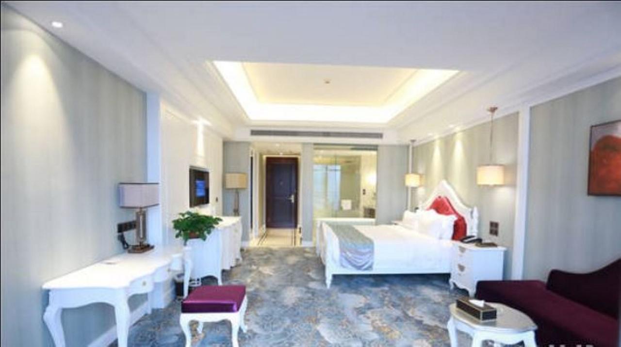 Jinqian Jiahua International Hotel Chishui  ภายนอก รูปภาพ