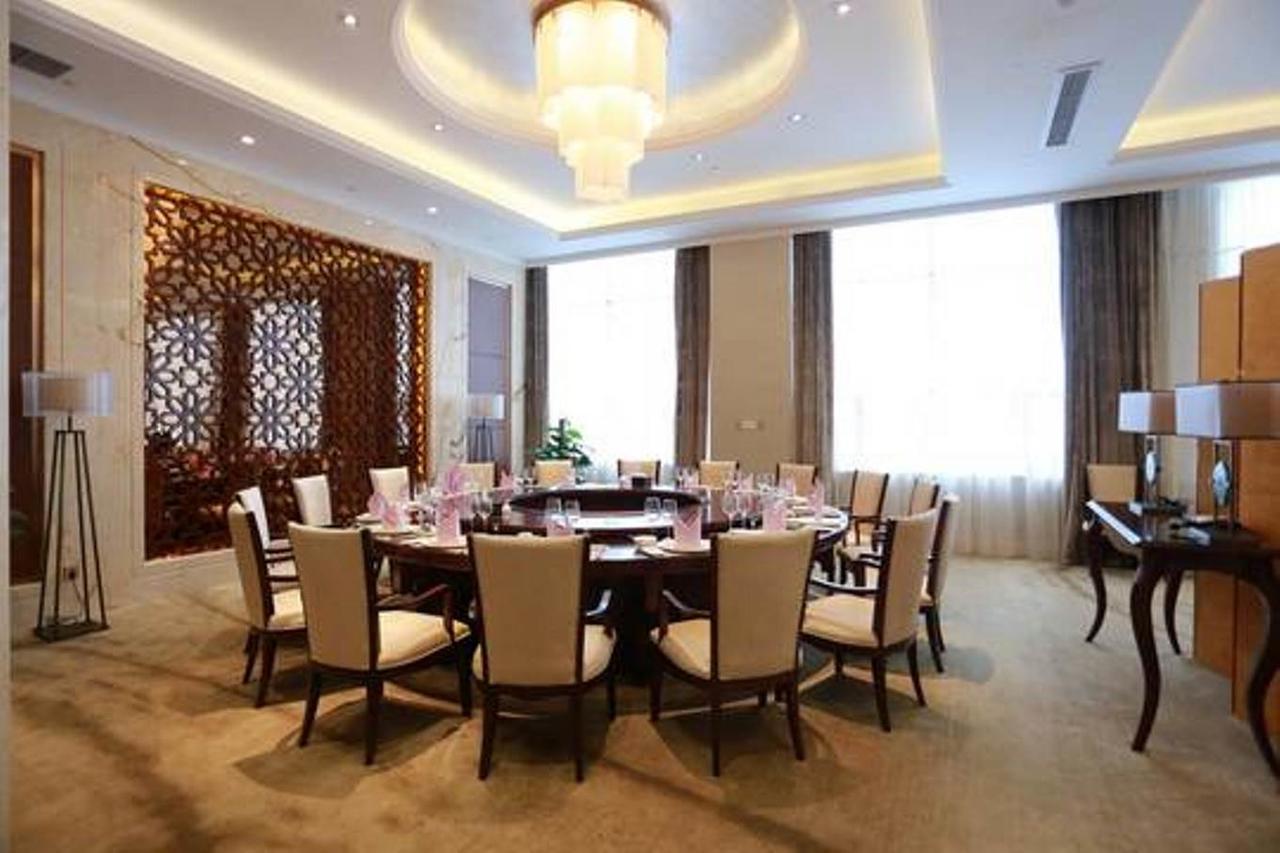 Jinqian Jiahua International Hotel Chishui  ภายนอก รูปภาพ