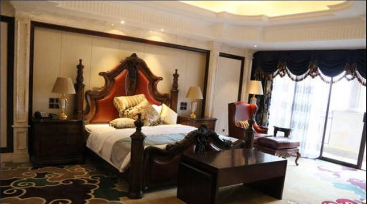 Jinqian Jiahua International Hotel Chishui  ภายนอก รูปภาพ
