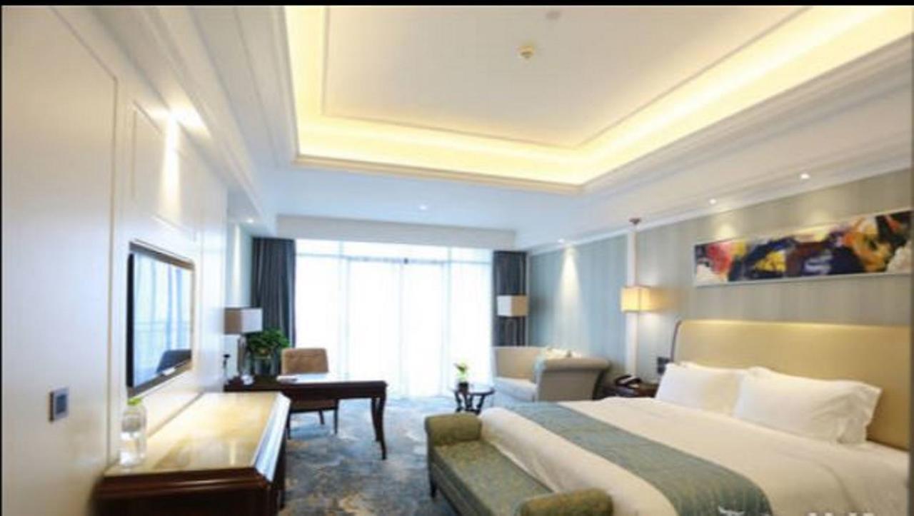 Jinqian Jiahua International Hotel Chishui  ภายนอก รูปภาพ