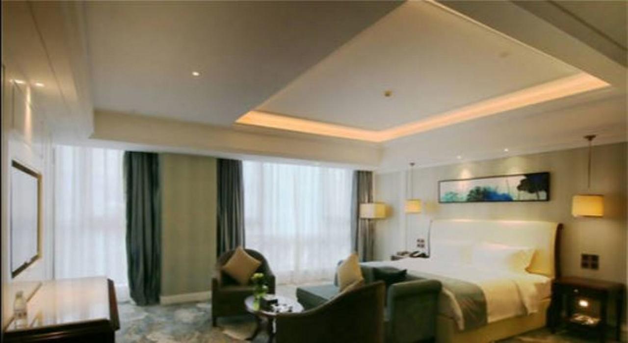 Jinqian Jiahua International Hotel Chishui  ภายนอก รูปภาพ